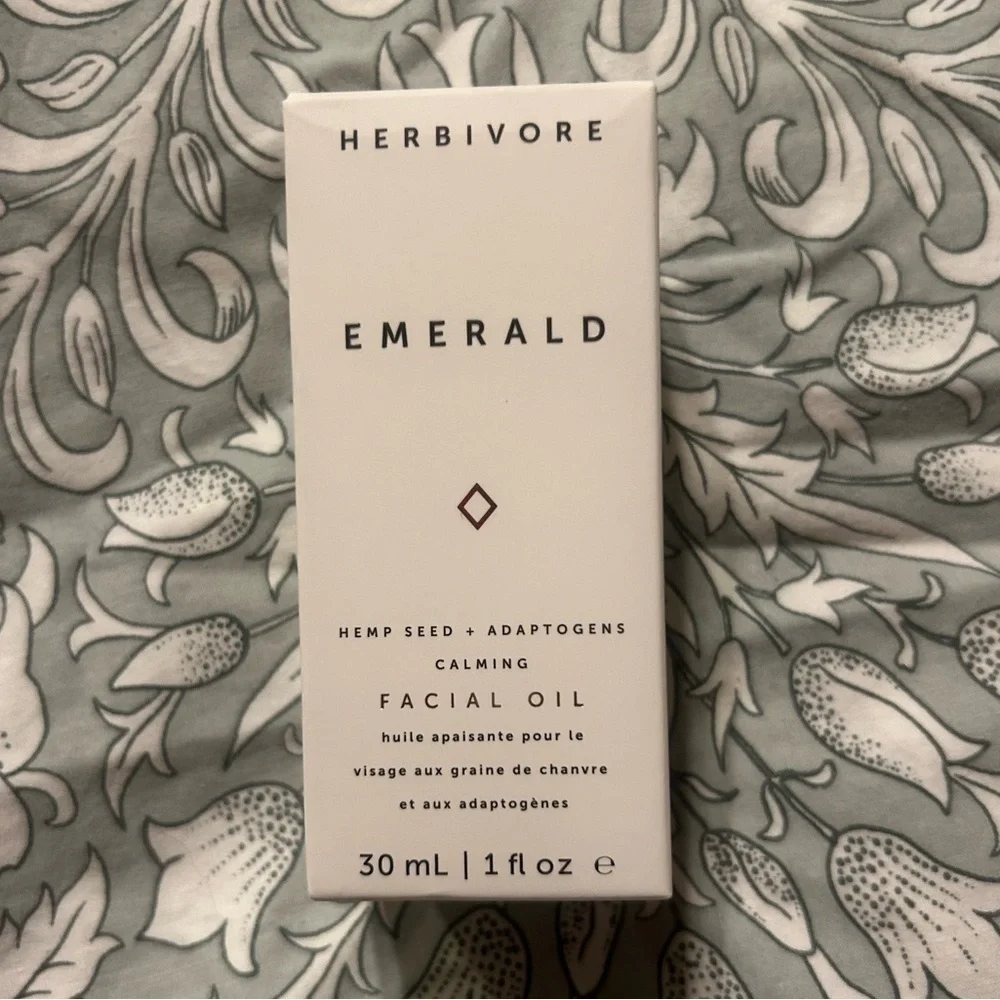 Herbivore Botanicals Emerald Deep Moisture Glow Oil